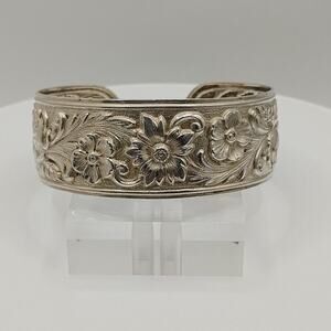 S Kirk and Sons Sterling Silver Flower Cuff size 7 Flexible